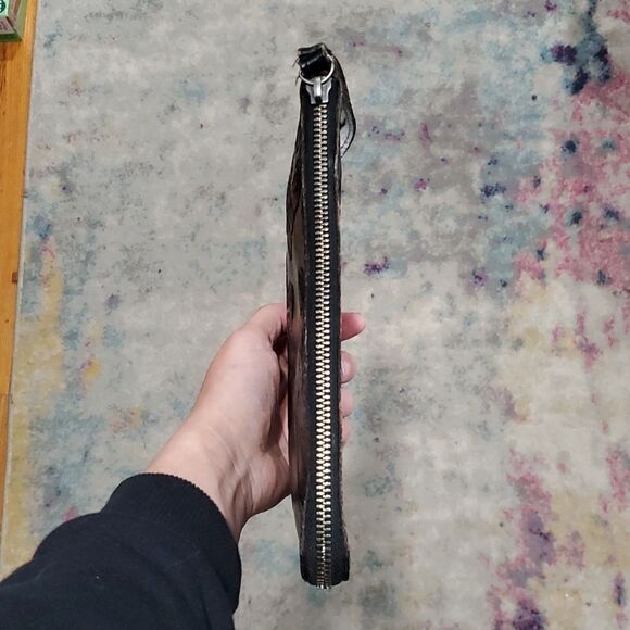 Patricia Nash Tooled Leather Flower Wistlet in Metallic Silver - Picture 10 of 16